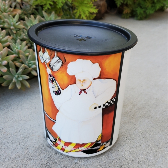 Tupperware Set of 4 Canisters Chef Graphics New (used as demo) - Picture 4 of 5